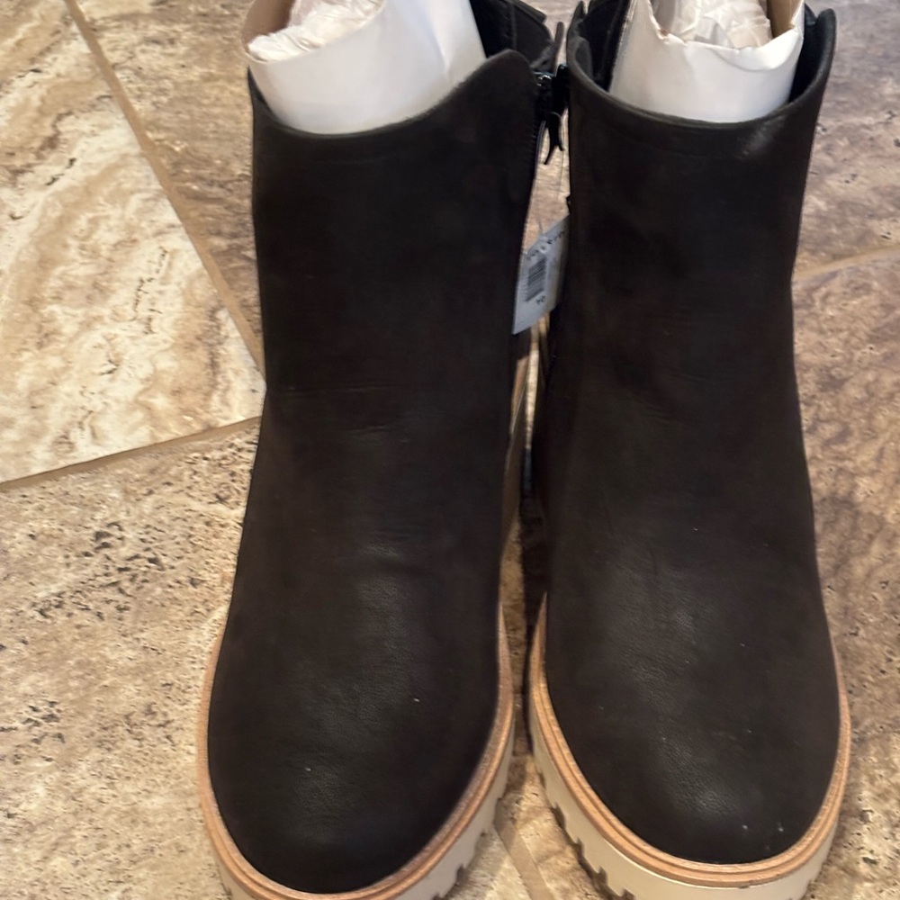 Torrid Black Wedge Ankle Boots - Picture 4 of 5